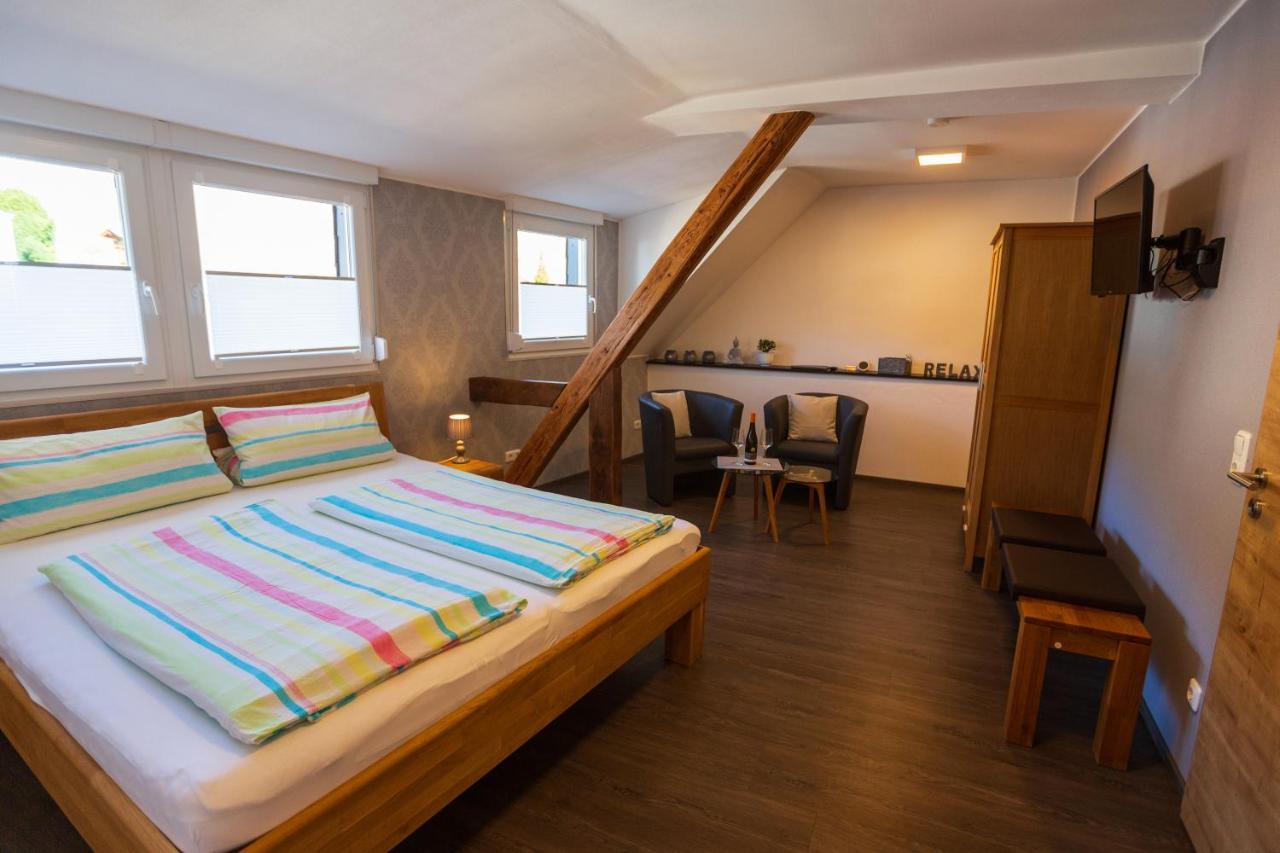 Der Weinladen Apartment Krov Ngoại thất bức ảnh