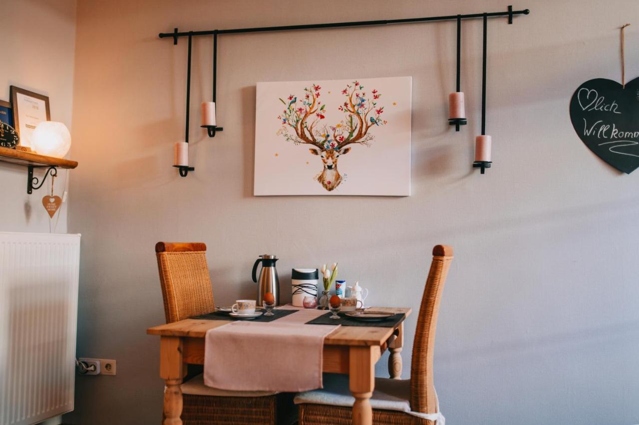 Der Weinladen Apartment Krov Ngoại thất bức ảnh