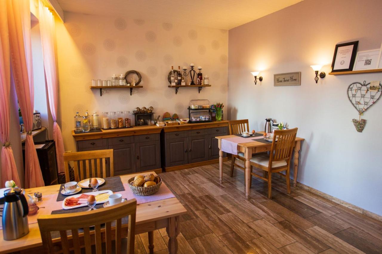Der Weinladen Apartment Krov Ngoại thất bức ảnh